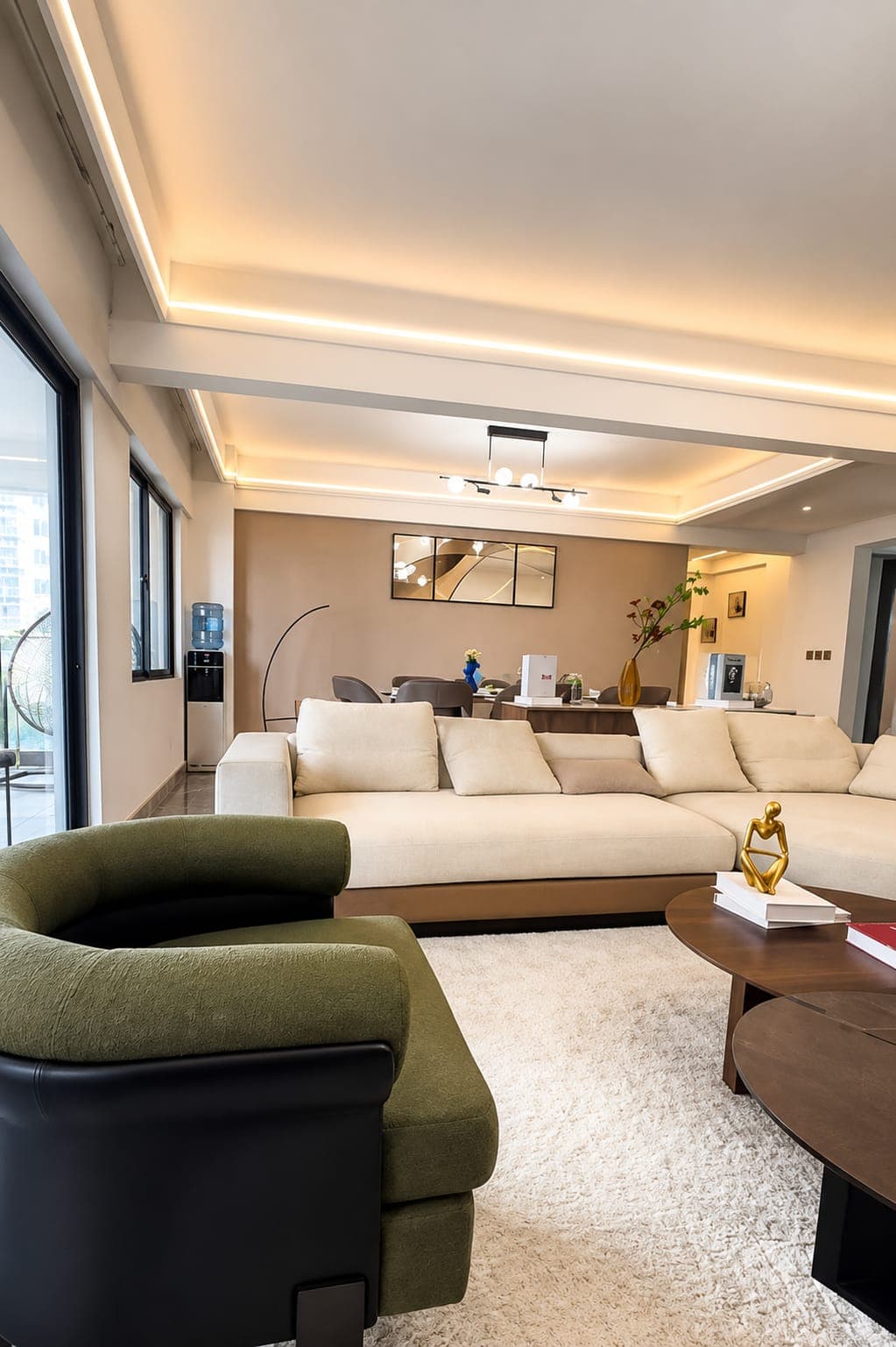 4 Bedroom Family Apartment